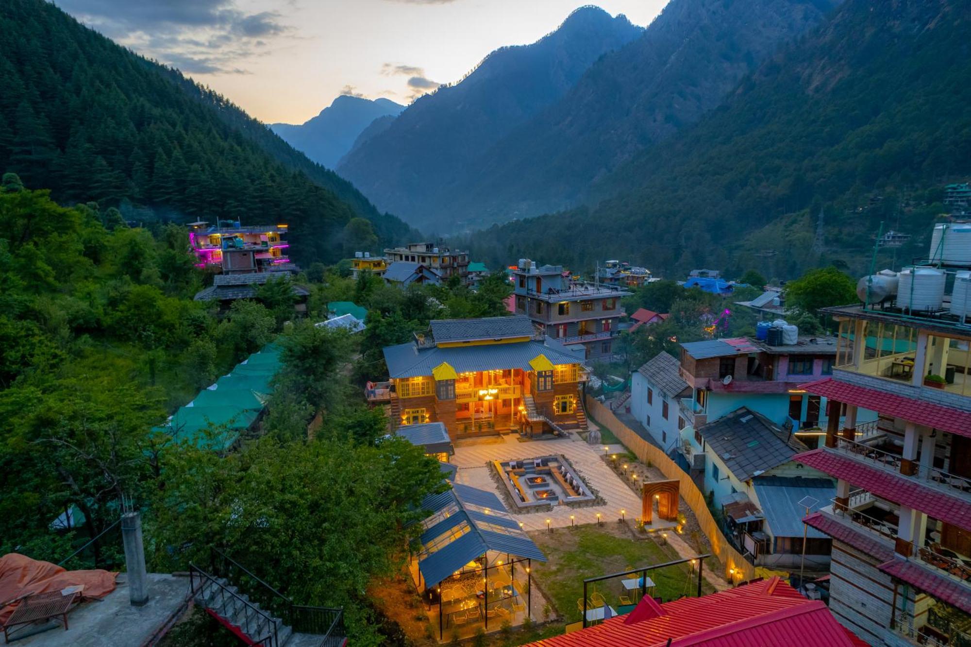 Auberge de jeunesse Whoopers Boutique Kasol Extérieur photo